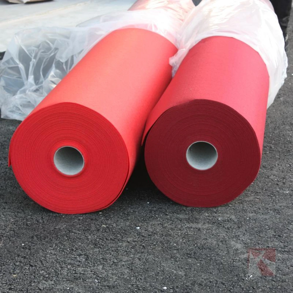 Rode Velur Rol Rode loper rol naaldvilt - 2 meter breedte - 50 meter lengte
