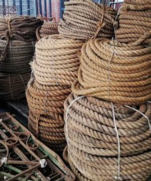 Scheepstouw op trossen