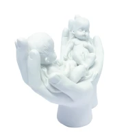 Tweeling in handen Zwangerschap cadeau