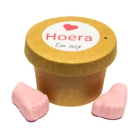 Biologisch afbreekbaar bekertje als bedankje voor een geboorte met roze snoepjes