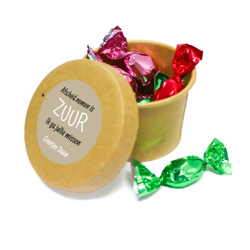 Duurzaam biologisch afbreekbaar bekertje met dekseltje