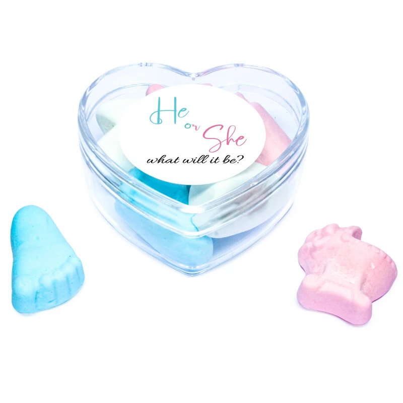 Hart doosje met roze en blauwe schuimpjes als gender reveal bedankje