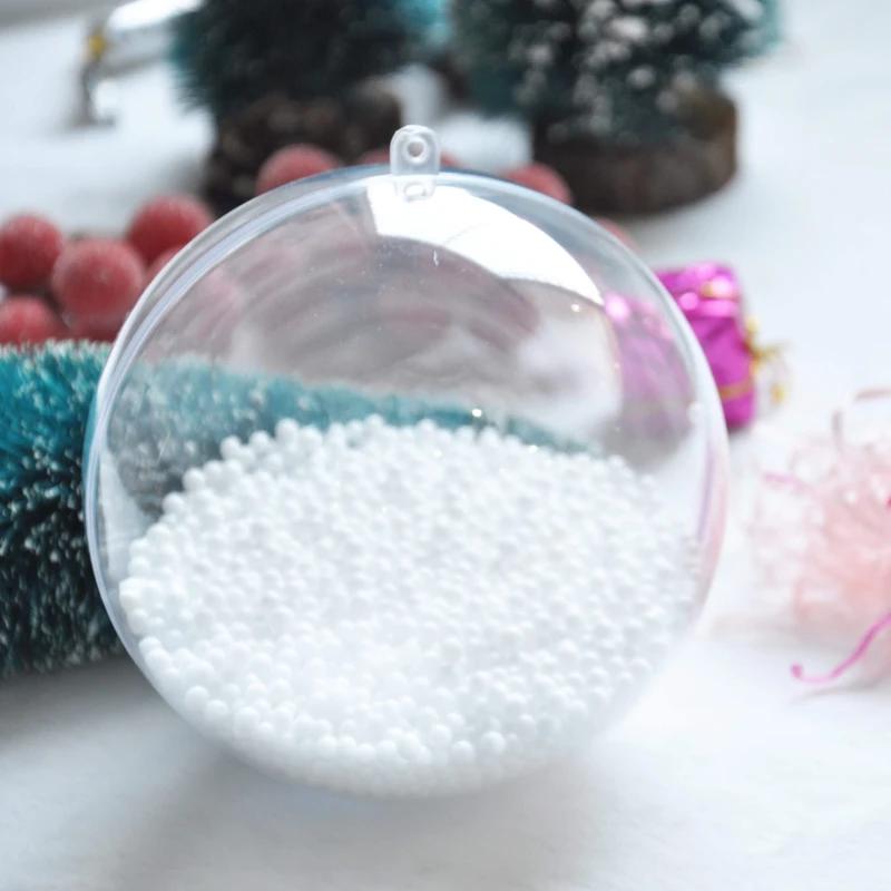 Doorzichtige plastic bal gevuld