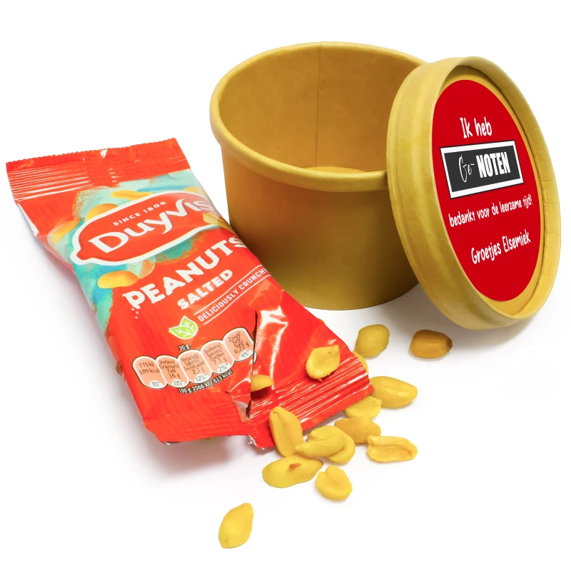 Afscheid bedankje voor collega's met pinda's