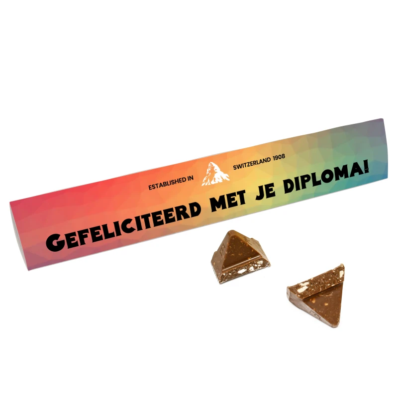 Toblerone met diploma en eind schooljaar felicitatie