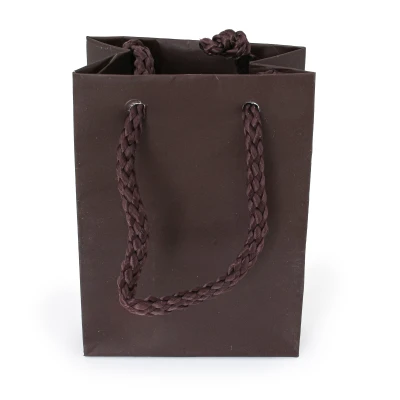 10 Zwarte Goodiebags voor Bruiloftsgasten - 17 x 14 x 7 cm
