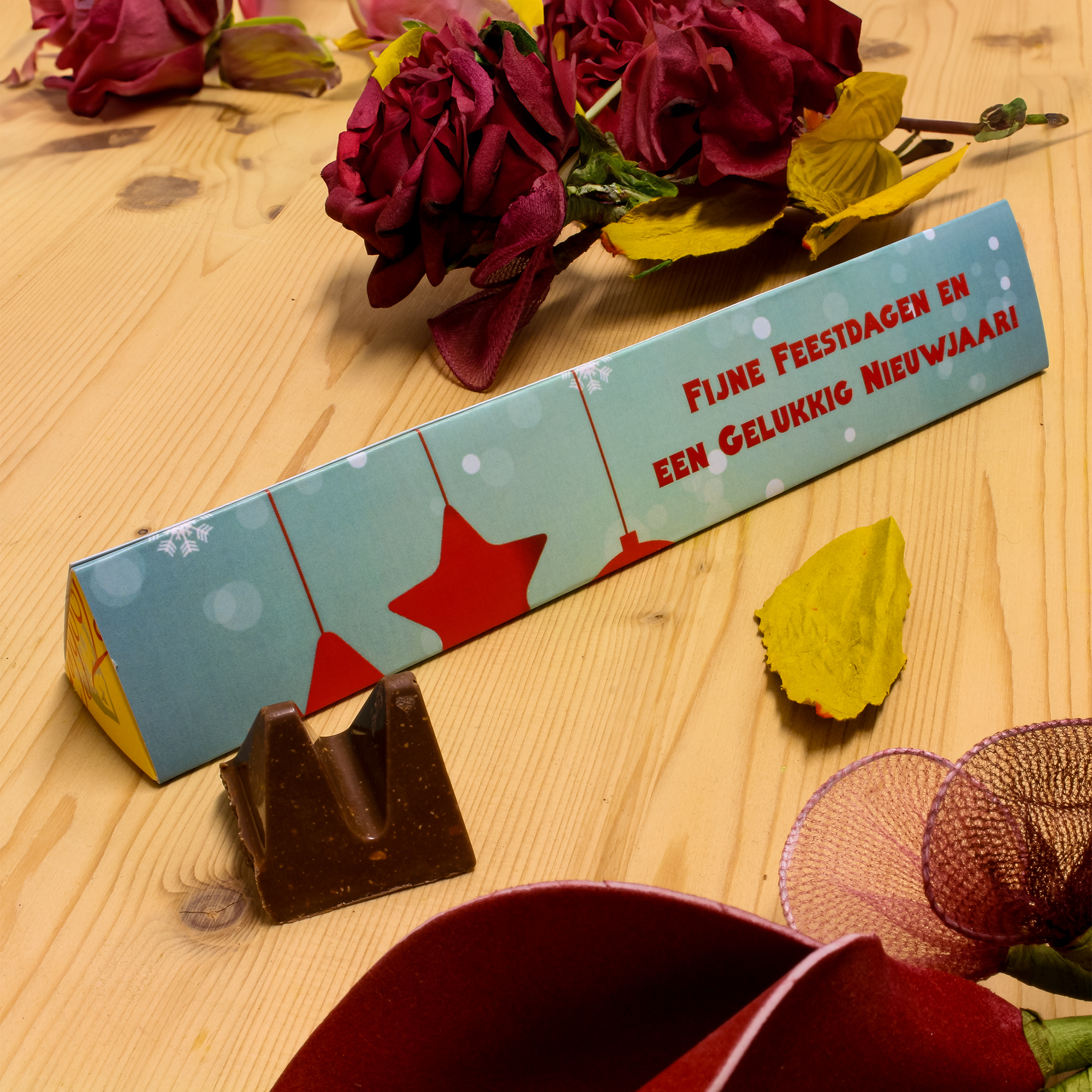 Toblerone kerst geschenk voor collega's of klanten met blauwe wikkel