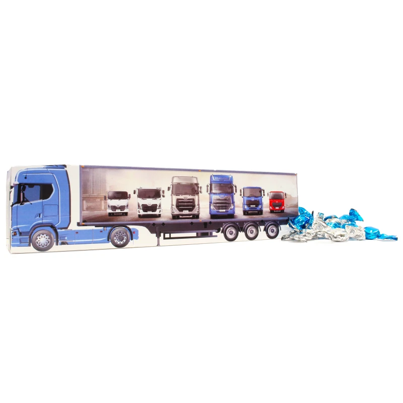 Vrachtwagen met eigen foto op trailer en snoep vulling