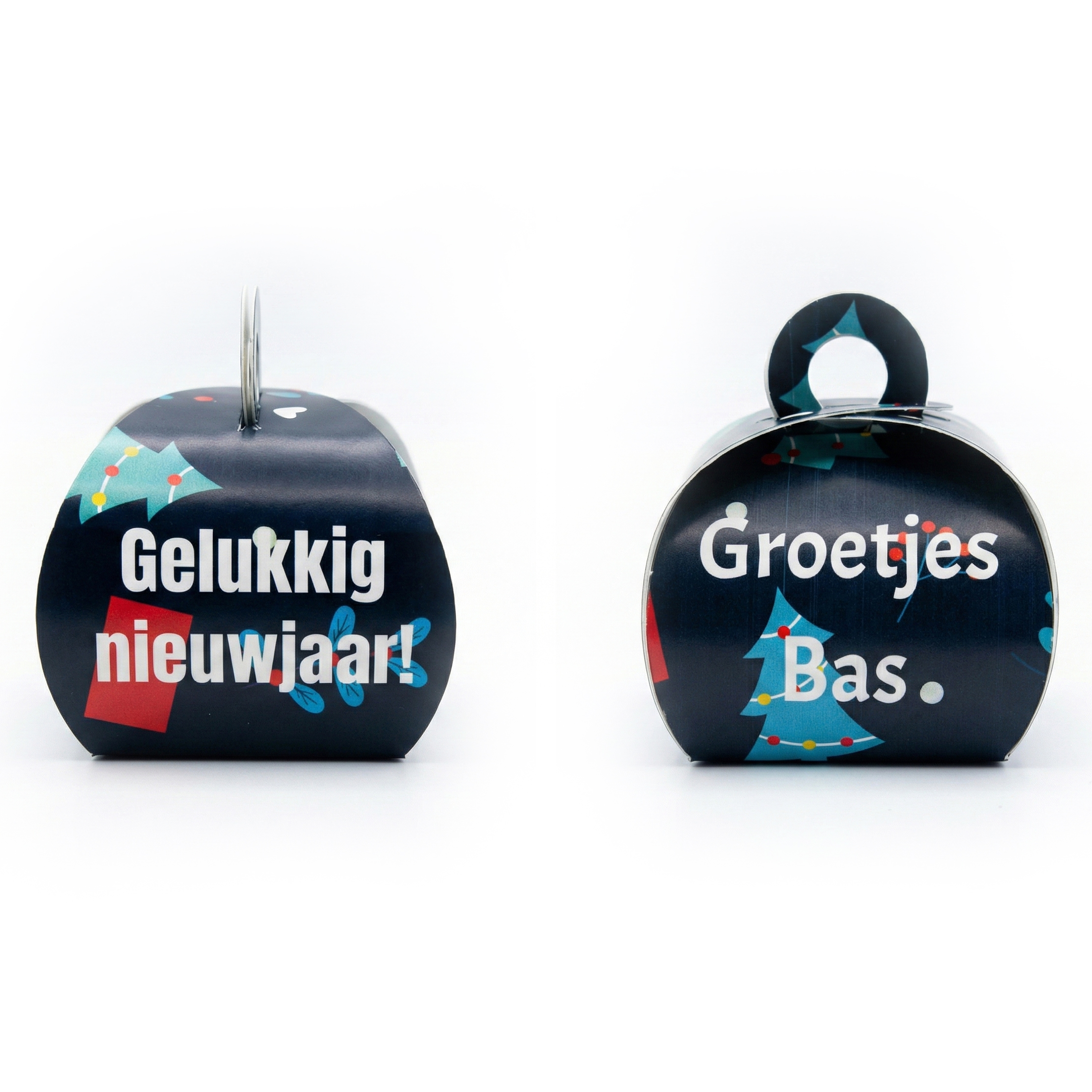 Klein kerst presentje - Doosje met hanger gevuld met bonbons 