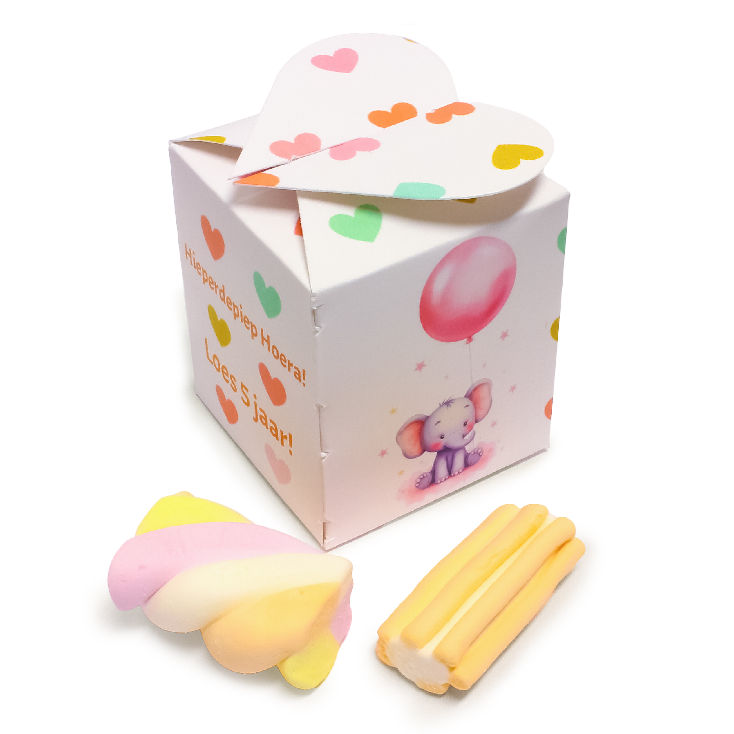 Traktatie gepersonaliseerd cadeaudoosje met olifantjes en gevuld met spekjes