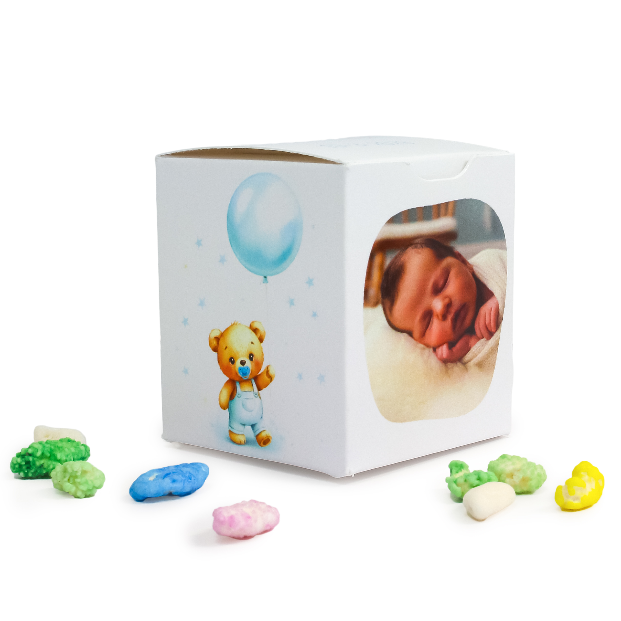 Uitdeelcadeautje met foto en naam voor jongens geboorte kraamfeest
