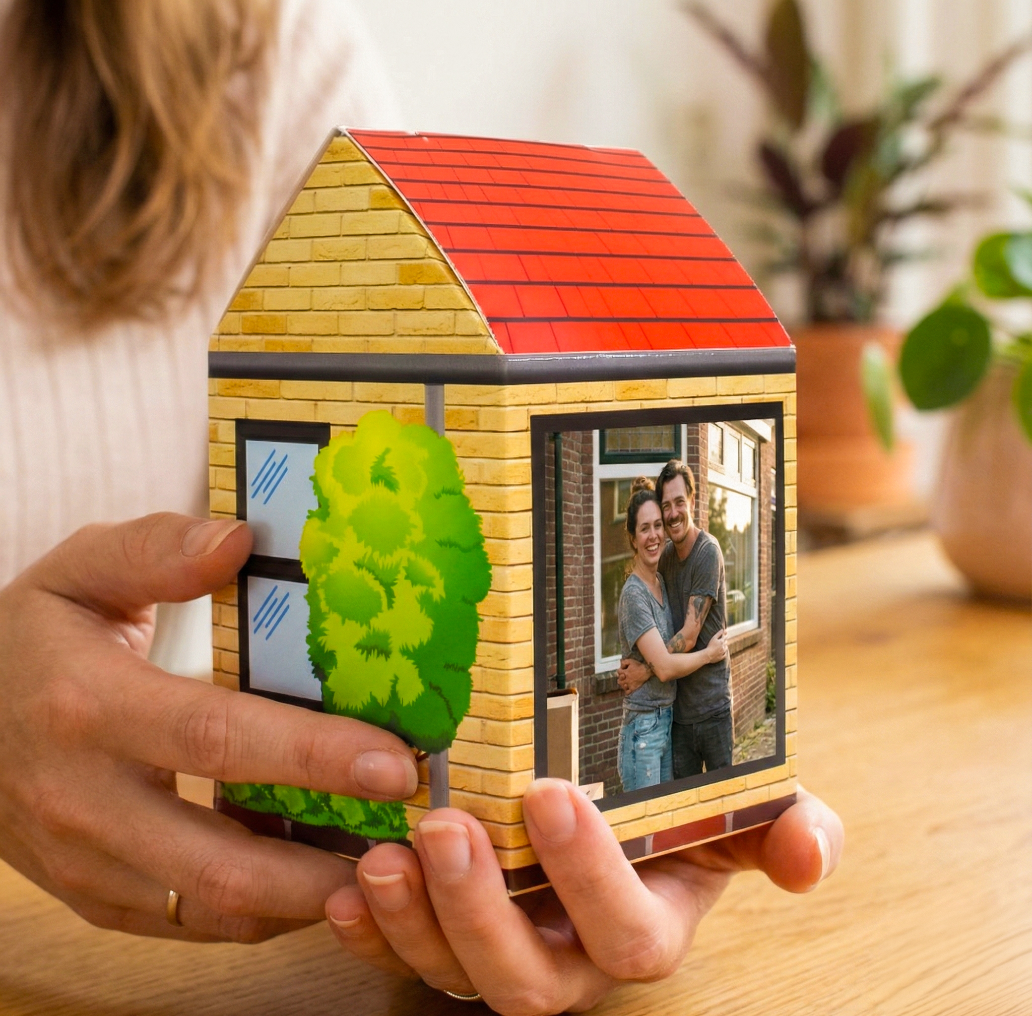Cadeaudoosje - Huisje met eigen foto in handen - Voor nieuwe woning