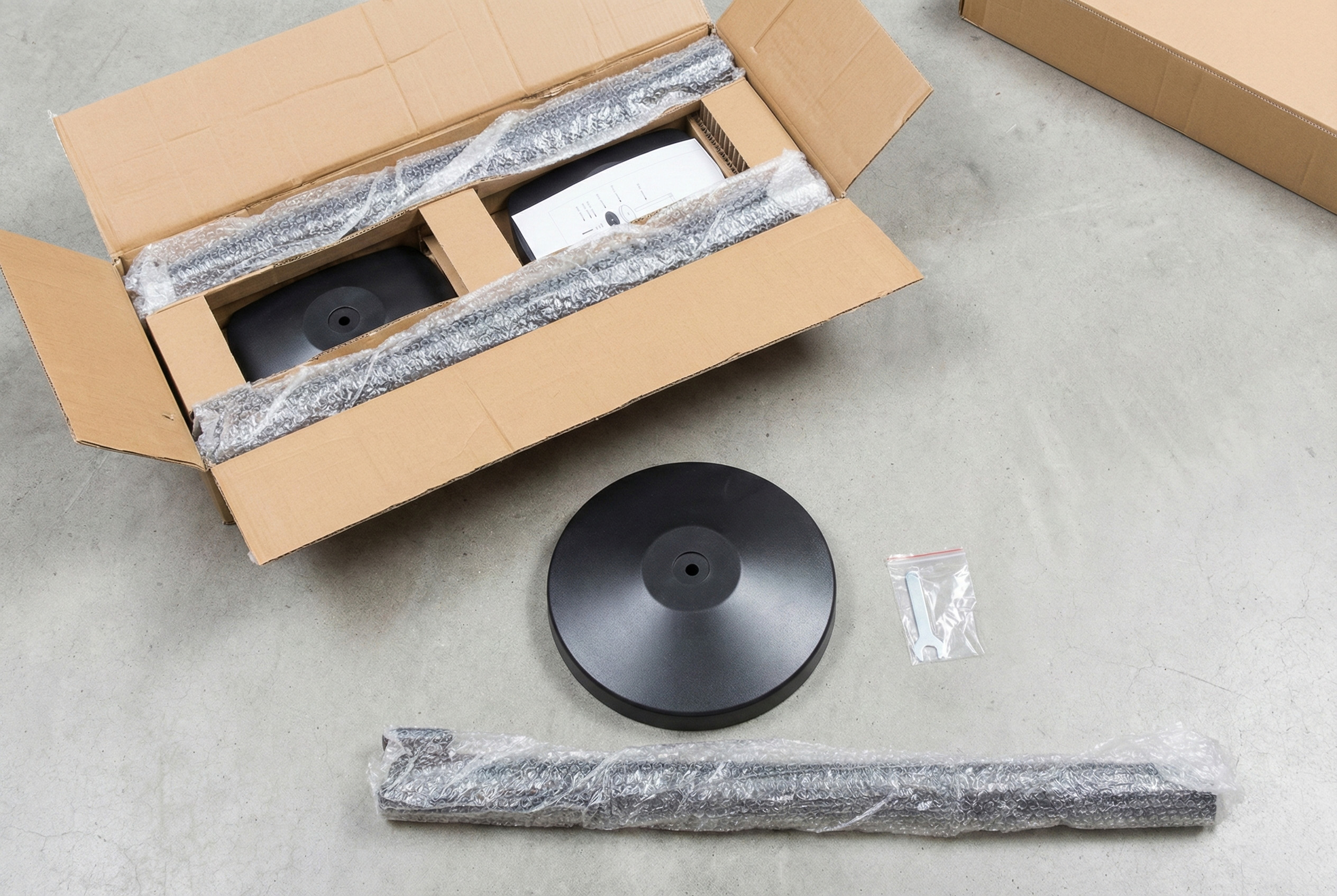 Doosje met afzetpaaltjes inhoud uitgestald - Afzetpaaltjes monteren