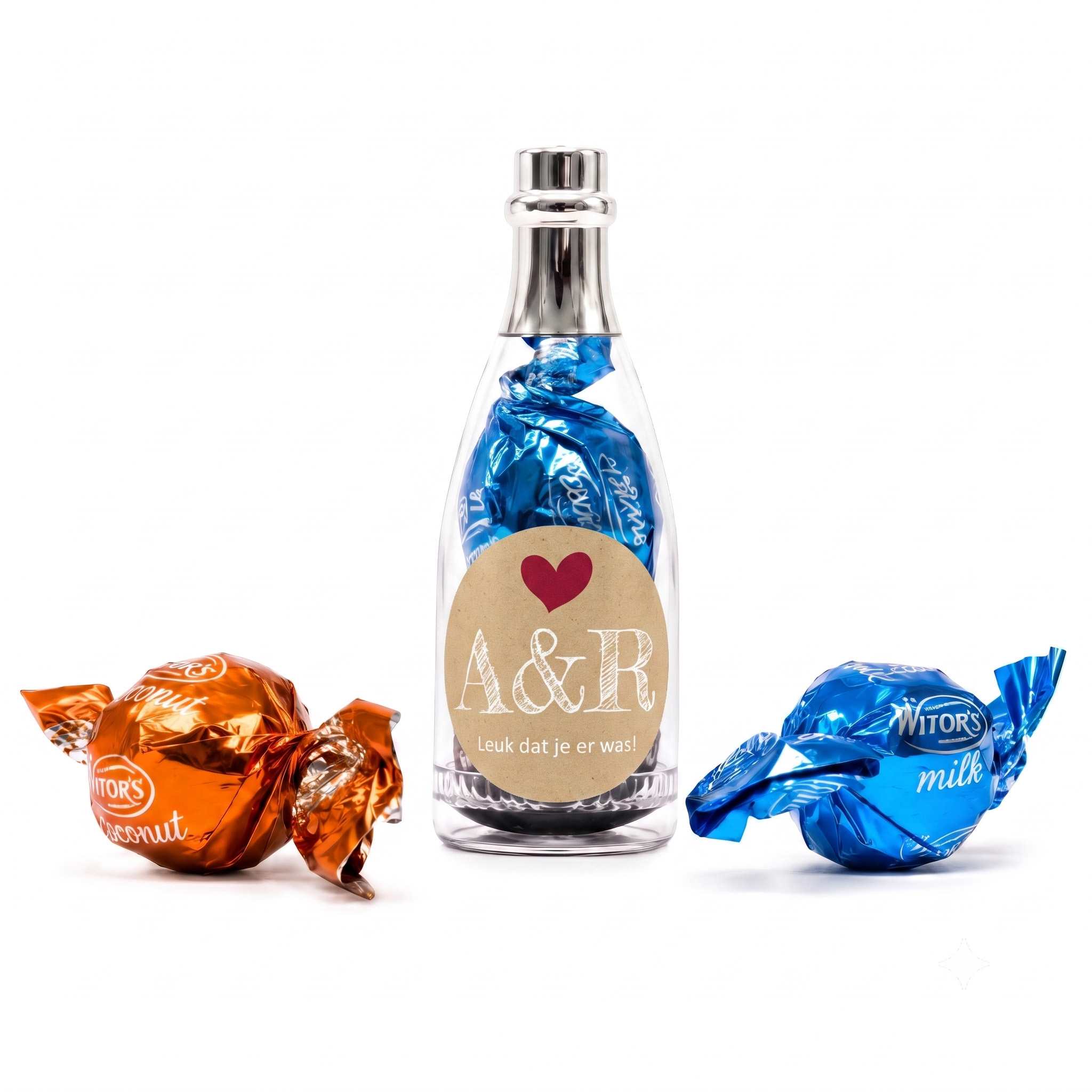 Bruiloft bedankje - Champagne flesje met bonbons en zilveren dop